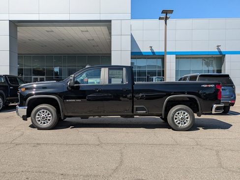New 2026 Chevrolet Silverado 2500 LT image 3