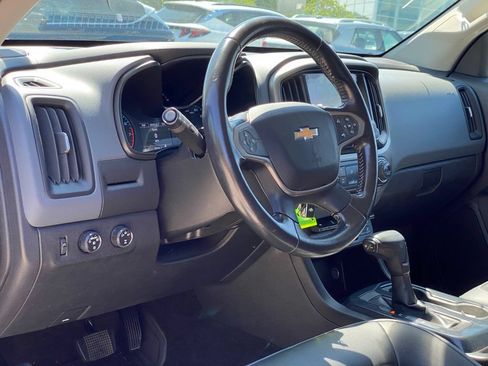 Used 2015 Chevrolet Colorado Z71 AWD/4WD image 10