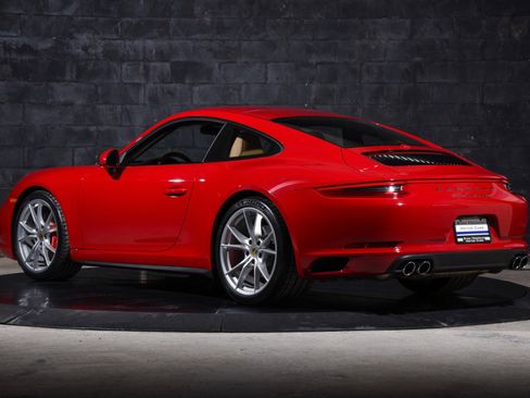 Used 2017 Porsche 911 Carrera 4S image 3
