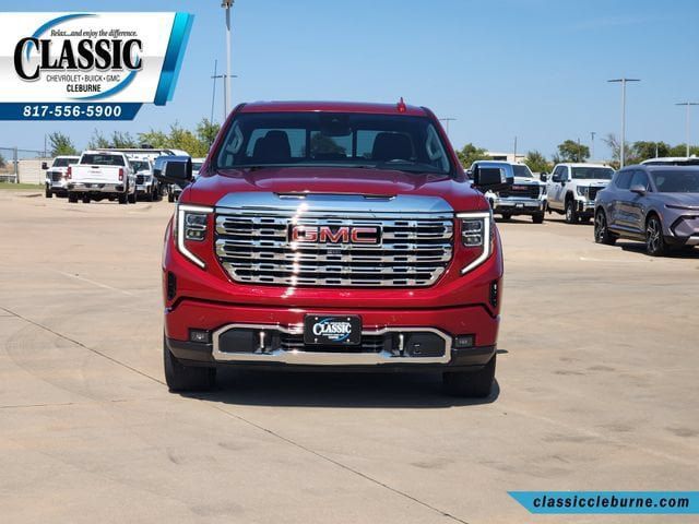 Used 2024 GMC Sierra 1500 Denali w/ Denali Reserve Package AWD/4WD image 5