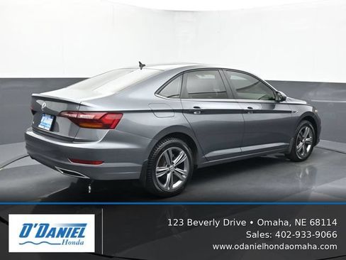 Used 2019 Volkswagen Jetta R-Line FWD image 6