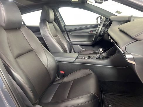 Used 2022 MAZDA MAZDA3 s image 12