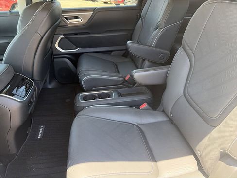Used 2025 INFINITI QX80 Luxe RWD image 28