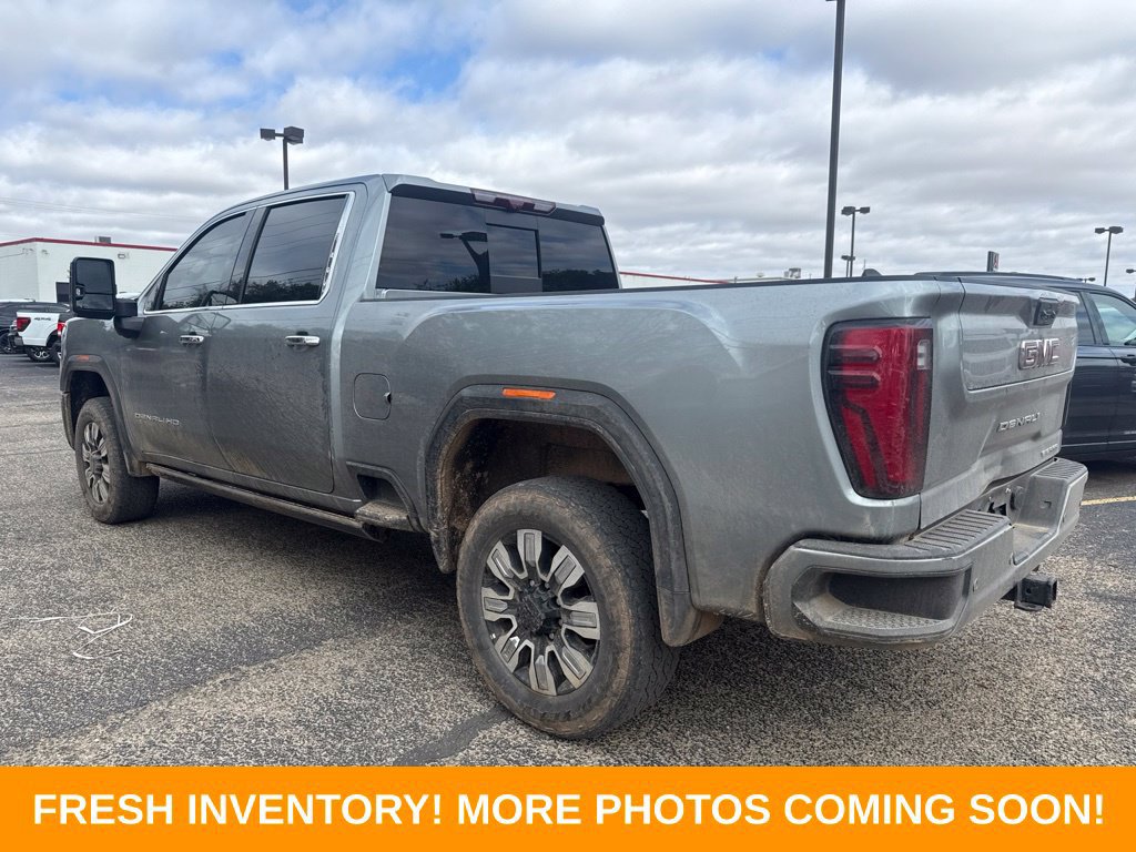 Used 2024 GMC Sierra 2500 Denali w/ Denali Reserve Package AWD/4WD image 4