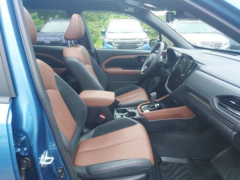 Certified 2025 Subaru Forester Touring AWD/4WD image 36
