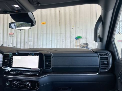 Used 2022 GMC Sierra 1500 Elevation w/ LPO, Elevation Black Package AWD/4WD image 28