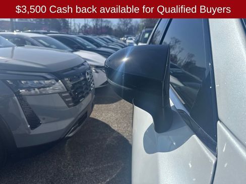 New 2026 Nissan Pathfinder Platinum image 38