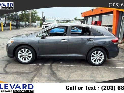 Used 2013 Toyota Venza XLE AWD/4WD image 4