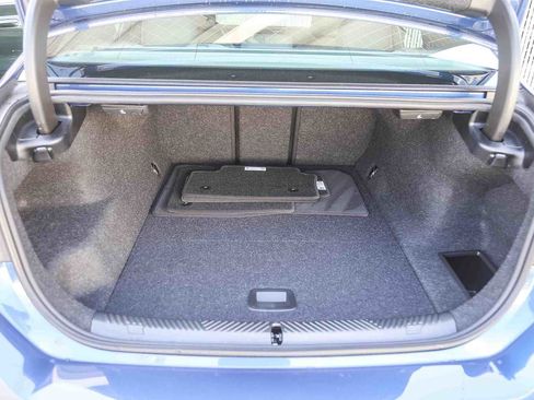 Used 2025 BMW i5 M60 w/ Executive Package image 22