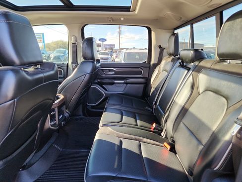 Used 2022 RAM 1500 Laramie w/ Laramie Southwest Edition image 8