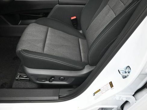 New 2026 Nissan Rogue SV image 25