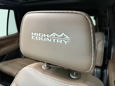 Used 2024 Chevrolet Tahoe High Country image 14