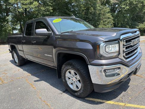 Used 2016 GMC Sierra 1500 SLE w/ SLE Value Package AWD/4WD image 11