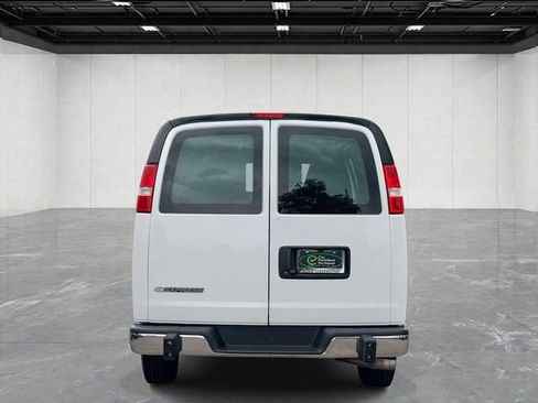 Used 2024 Chevrolet Express 2500 w/ Driver Convenience Package RWD image 6