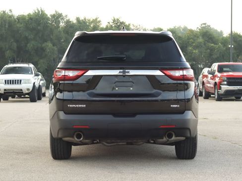 Used 2019 Chevrolet Traverse LS FWD image 6