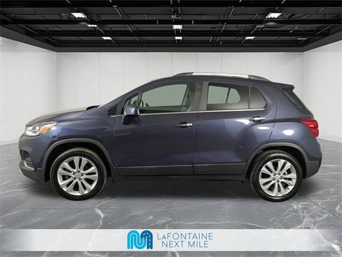 Used 2019 Chevrolet Trax Premier w/ LPO, Cargo Package image 2