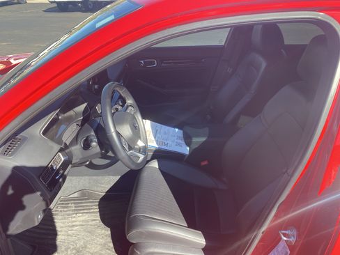 Used 2022 Honda Civic Sport Touring image 9