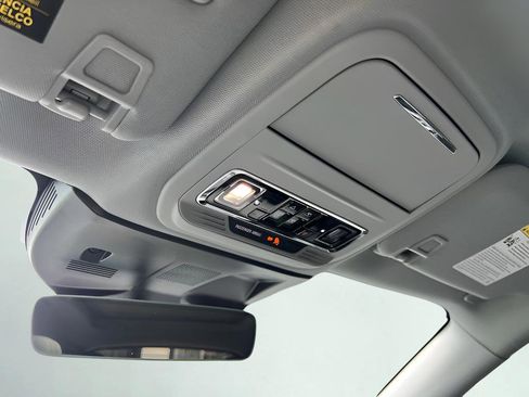 Used 2021 Lincoln Corsair Grand Touring image 48