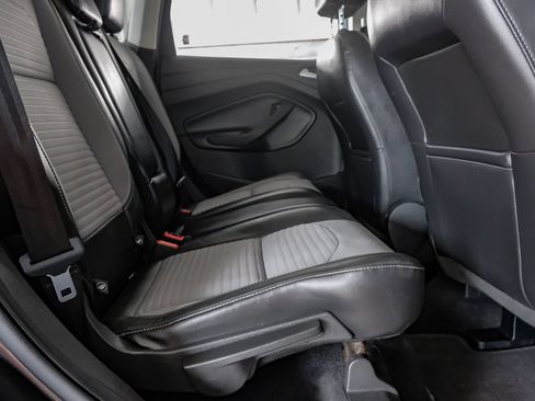 Used 2017 Ford Escape SE w/ Equipment Group 201A FWD image 34