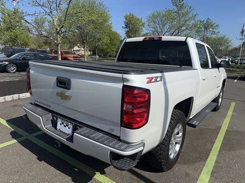 Used 2018 Chevrolet Silverado 1500 LT w/ All Star Edition AWD/4WD image 6