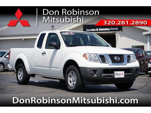 Used 2019 Nissan Frontier S image 1