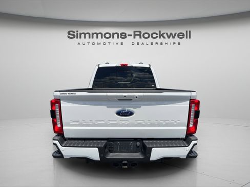 Used 2024 Ford F250 Lariat w/ Lariat Ultimate Package AWD/4WD image 4