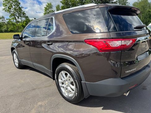 Used 2018 Chevrolet Traverse LT FWD image 10