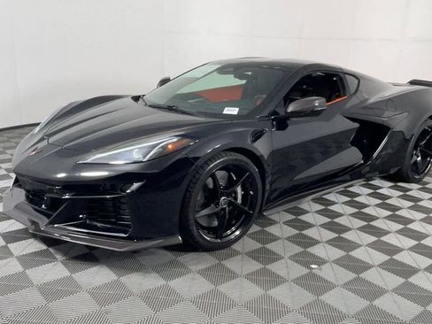 New 2025 Chevrolet Corvette E-Ray w/ ZER Performance Package image 8