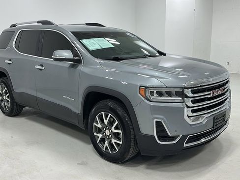 Used 2023 GMC Acadia SLE w/ Driver Convenience Package image 8