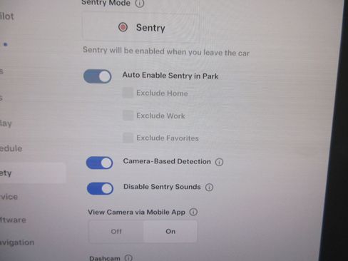 Used 2022 Tesla Model X image 51