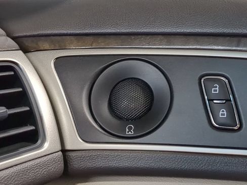 Used 2019 Lincoln MKZ Reserve w/ Reserve Plus Package FWD image 37