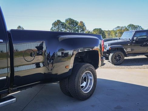 Used 2017 GMC Sierra 3500 SLT w/ Duramax Plus Package image 32