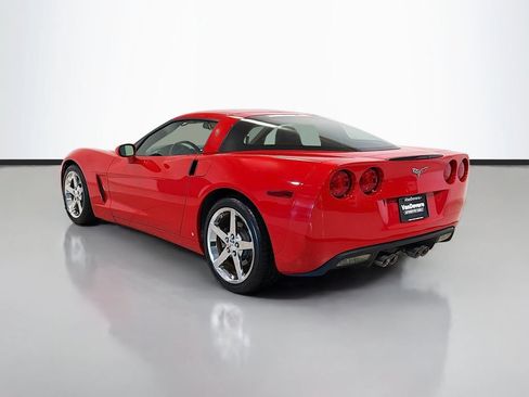 Used 2007 Chevrolet Corvette Coupe w/ Preferred Equipment Group RWD image 9