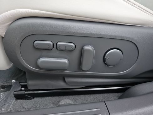 Certified 2024 Hyundai Ioniq 5 Limited RWD image 37