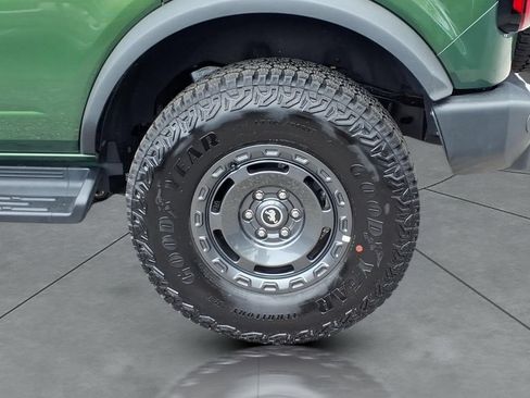 New 2025 Ford Bronco Outer Banks w/ Sasquatch Package AWD/4WD image 3