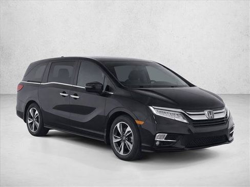 Used 2020 Honda Odyssey Touring image 3