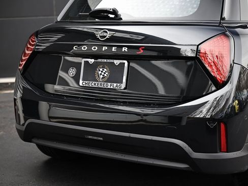 Used 2025 MINI Cooper S image 8