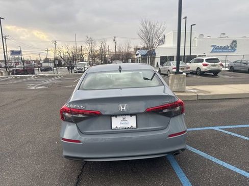 Used 2022 Honda Civic Sport image 7