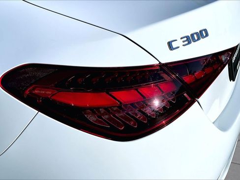 Used 2023 Mercedes-Benz C 300 4MATIC Sedan image 27