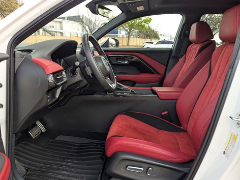 Certified 2025 Acura ADX A-Spec image 10