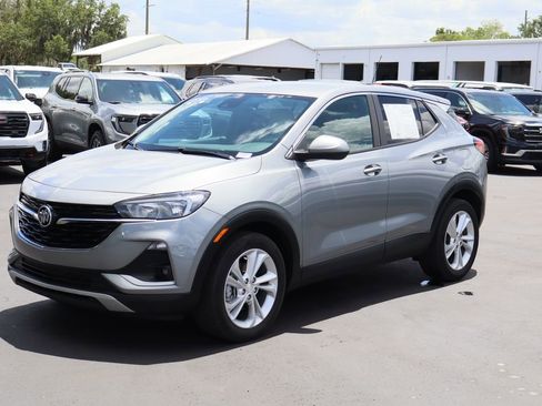Used 2023 Buick Encore GX Preferred w/ Cold Weather Comfort Package FWD image 5