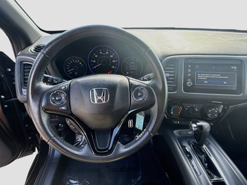 Used 2021 Honda HR-V Sport image 7
