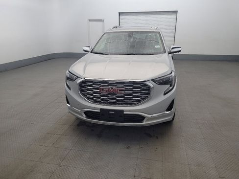 Used 2020 GMC Terrain Denali w/ Denali Premium Package AWD/4WD image 15
