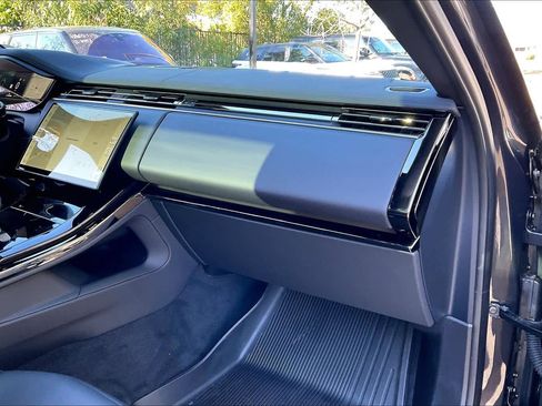 New 2026 Land Rover Range Rover Sport Dynamic SE image 28