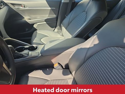 Used 2023 Toyota Camry SE image 20