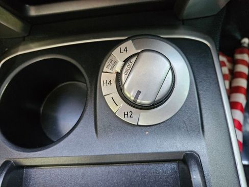 Used 2018 Toyota 4Runner SR5 image 24