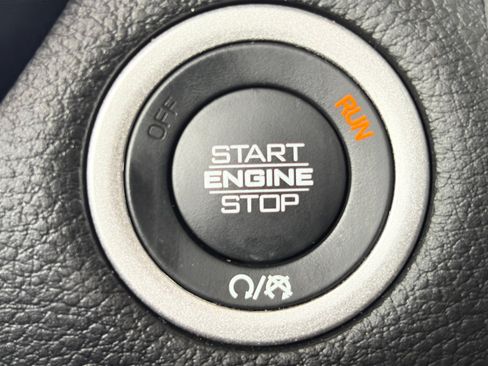 Used 2025 RAM 1500 Big Horn AWD/4WD image 21