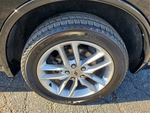 Used 2023 Dodge Durango GT image 35