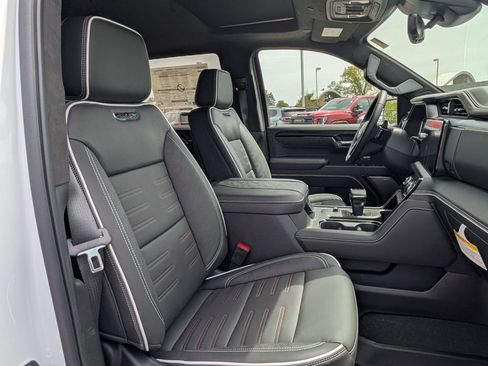 New 2026 GMC Sierra 1500 AT4X AWD/4WD image 25