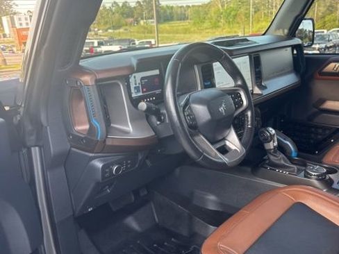 Used 2021 Ford Bronco Outer Banks image 10